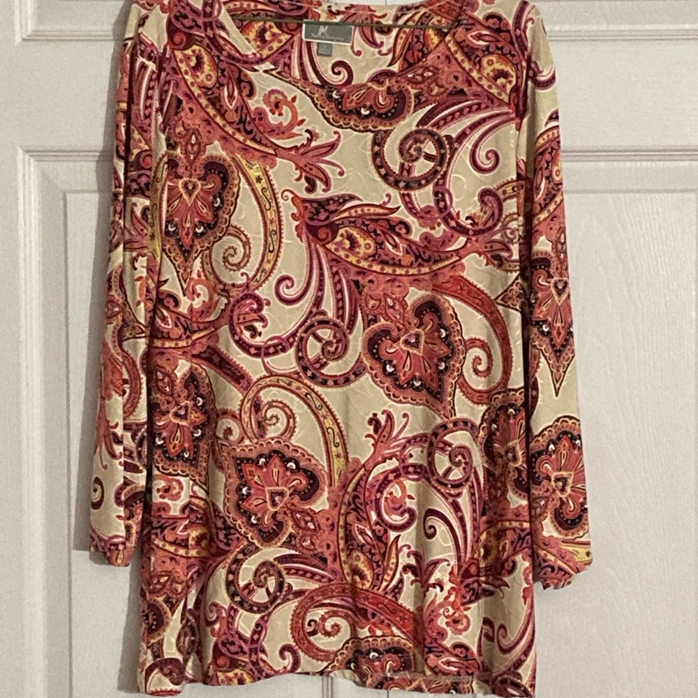 Women’s Paisley 3/4 Sleeve Top